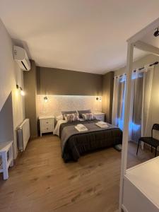 Apartamentos Sol Obispo Toral