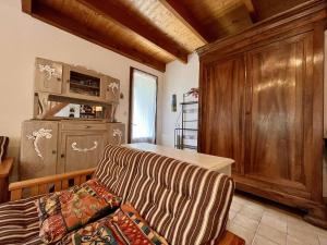 La maison au volet bleu SGO000-431
