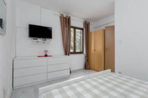 Susnjic studio with Pool, Children Playground and Terrace