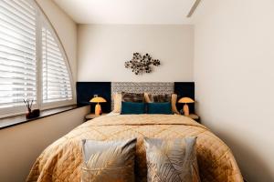 JOKER! Off Oxford St! 3Bed 3Bath LuXXe Hideaway for Stylish Families and Couples