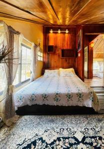 Hạ Hoàng Hôn House