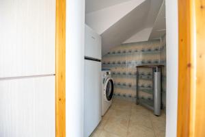 Springs Petronas Apartment