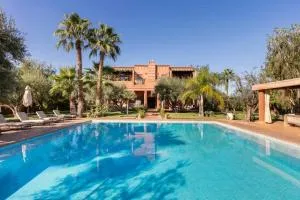 Villa Layyine avec personnel, piscine, spa et sports - Chouiter