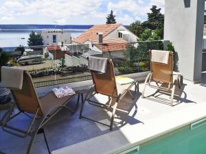 Holiday home in Maslenica with pool