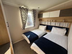 Pelican Point 26A Gibson Aproach