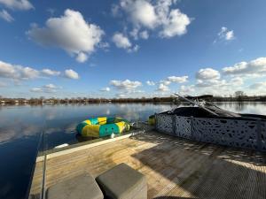 Pelican Point 26A Gibson Aproach