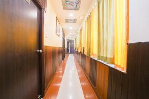 Collection O Jhalwar Road Near Kota Airport