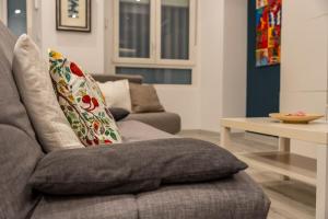 Centrally located, spacious and full of light