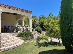 Villas Bastide familiale cadre idyllique vue St Paul de Vence : photos des chambres