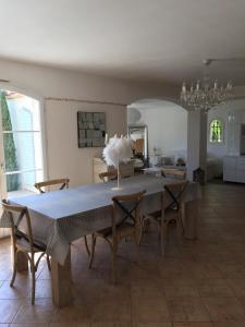 Villas Bastide familiale cadre idyllique vue St Paul de Vence : photos des chambres