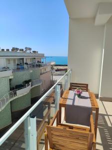 AGM Suite Fiumicino Airport Faro 10