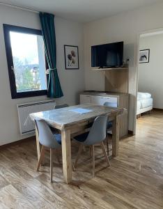 Appartements Bagneres-de-Luchon T3 : photos des chambres