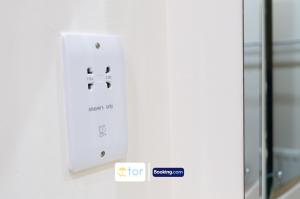 2 Bedroom Apartment By The One Retreats Short Lets & Serviced Accommodation Horley Close To Gatwick Airport