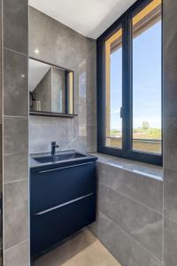 B&B / Chambres d'hotes La SerenBlue - chambre en colocation : photos des chambres