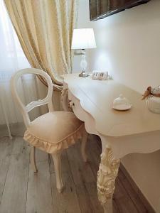 Alloggio Turistico GIULIETTA e Romeo - INTERO APPARTAMENTO - Villafranca di Verona, Zimmer, Holiday Rooms