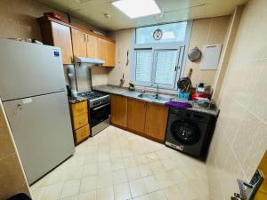 One bedroom apartment Near Corniche
