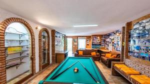 Spacious Villa with Private Pool in Monachil