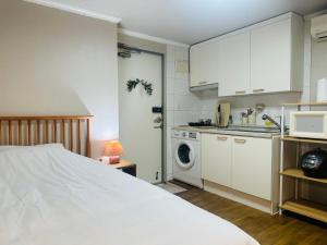 Stay Cozy Corner Gangnam, Suseo, Ilwon-dong, Samsung Hospital, a 7-minute walk from Daecheong Statio