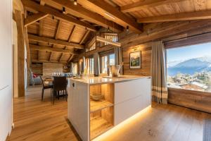 Chalets Le Chalet Baan - avec vue sur les montagnes : photos des chambres