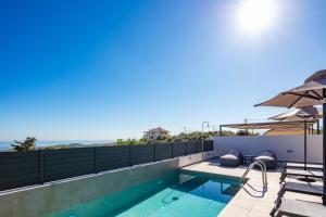 Four Horizons Luxury Villas