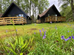 Burnbank Lodges