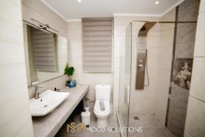 Camara ExpoBoutique Family MSLiving