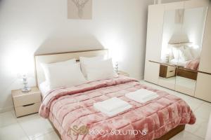 Camara ExpoBoutique Family MSLiving