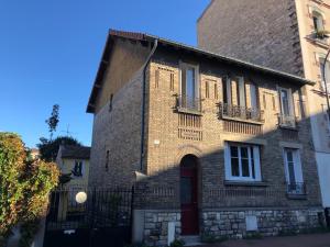 MX - House 10 min PARIS EXPOS- 11 bedrooms -