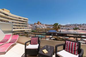 Santa Maria 30 - One Bed with pool and sea view