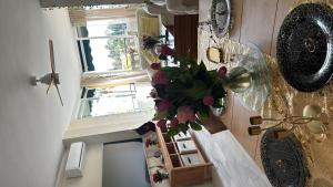 Cozy Room in Modern Shared Apartment in Atalaya, Spain