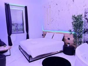 King Room with Spa Bath