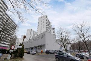 Komfortowy Apartament z Parkingiem i Balkonem Katowice by Noclegi Renters