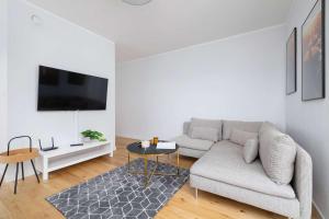 Komfortowy Apartament z Parkingiem i Balkonem Katowice by Noclegi Renters