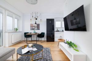 Komfortowy Apartament z Parkingiem i Balkonem Katowice by Noclegi Renters