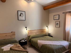 Appartements Tilleul - Laurier gite rural du Domaine de Laforest : photos des chambres