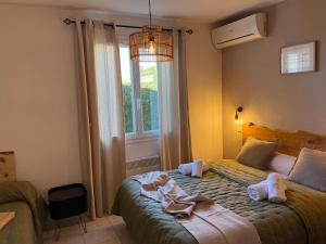 Appartements Tilleul - Laurier gite rural du Domaine de Laforest : photos des chambres