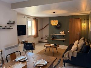 Appartements Tilleul - Laurier gite rural du Domaine de Laforest : photos des chambres