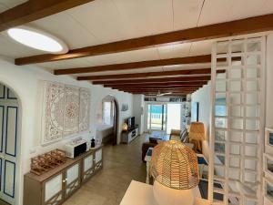 La Paloma Blanca - The White Dove