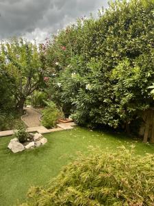 Bastide familiale cadre idyllique vue St Paul de Vence