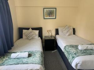 Comfy, king bed families & Contractors welcome