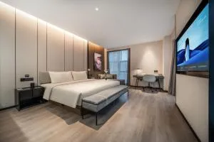 达州渠县财富中心亚朵酒店 - 仪陇