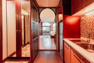 SHEIK ISTANA HOTEL CHIANGMAl