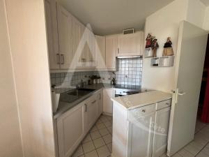 1 CHAMBRES, PKG, A MI CHEMIN ENTRE PLAGES ET CENTRE HISTORIQUE