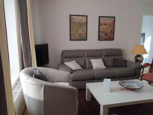 Maisons de vacances Large house 80m from the port of Paimpol : photos des chambres