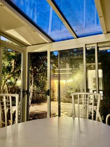 Maisons de vacances Large house 80m from the port of Paimpol : photos des chambres