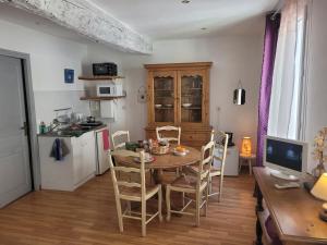 Grand studio chez Lucie