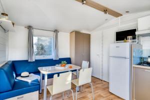 Campings Camping-Village Vacances Les deux Etangs : photos des chambres