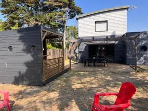 Maison sur jardin clos à 100m de la plage - Île-Tudy