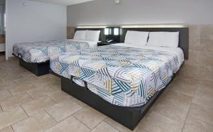 Quadruple Room - Non-Smoking room in Luna Lodge