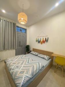 Phòng Giường Đôi Có Phòng Tắm Riêng (Double Room with Private Bathroom)